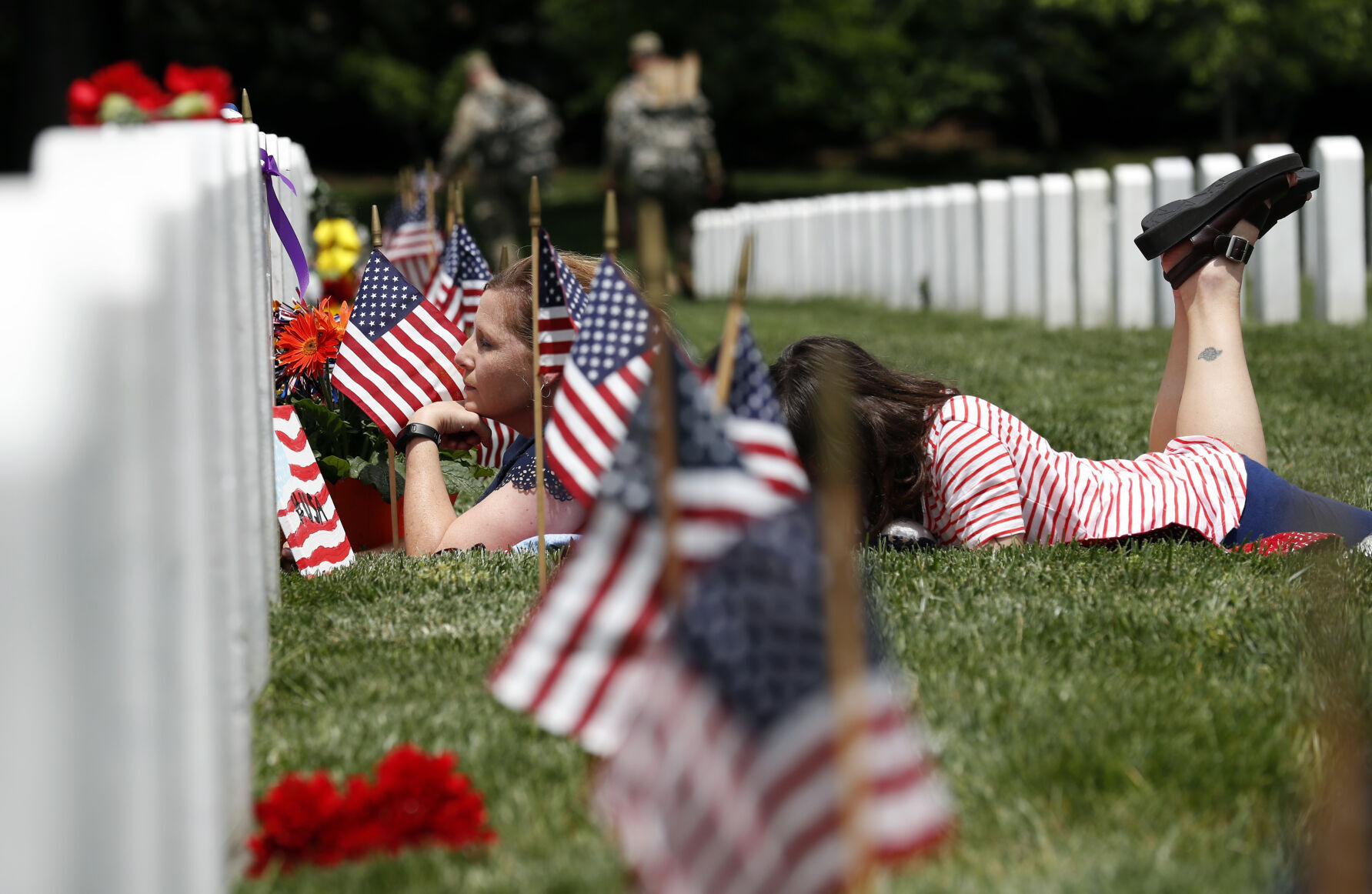 APTOPIX Arlington Cemetery Memorial Day Flags